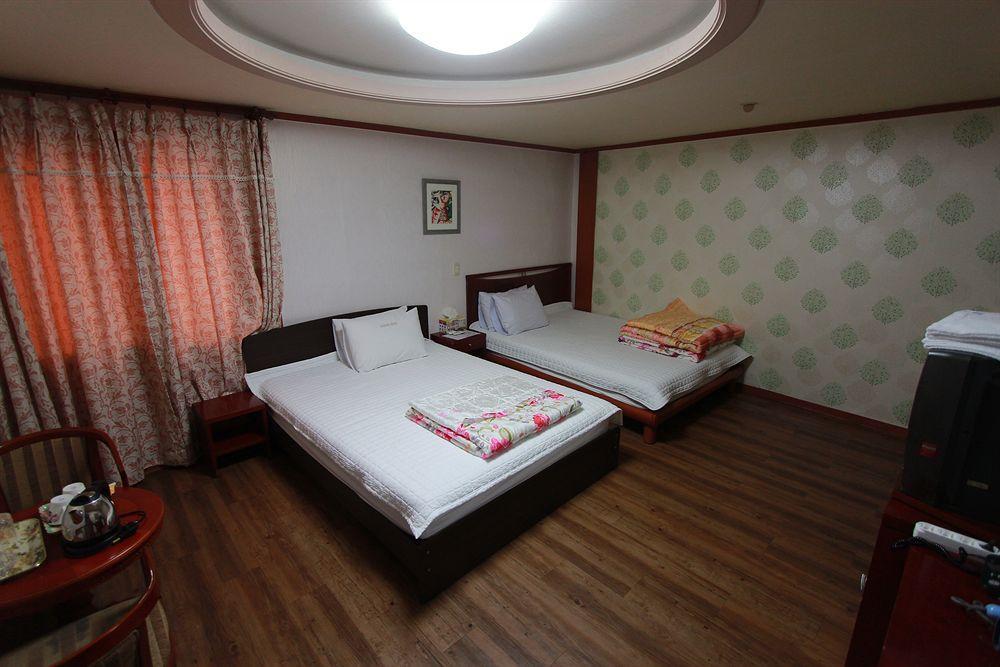 Business Hotel Busan Station Dış mekan fotoğraf