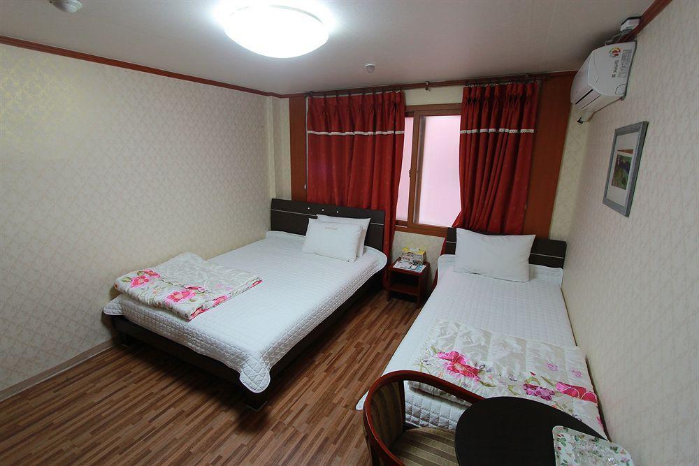 Business Hotel Busan Station Dış mekan fotoğraf