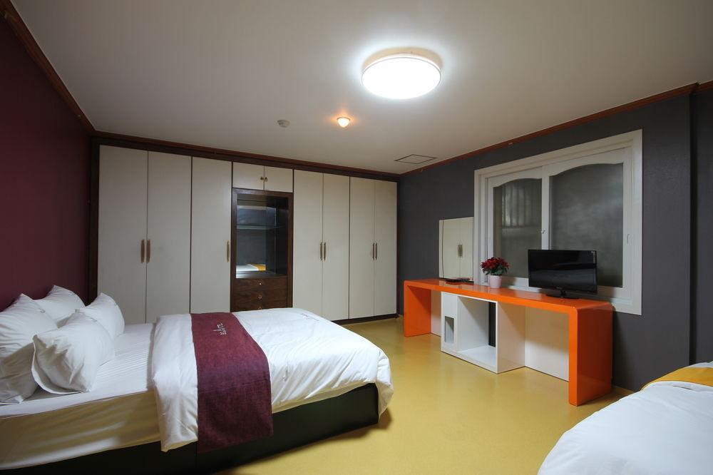 Business Hotel Busan Station Dış mekan fotoğraf