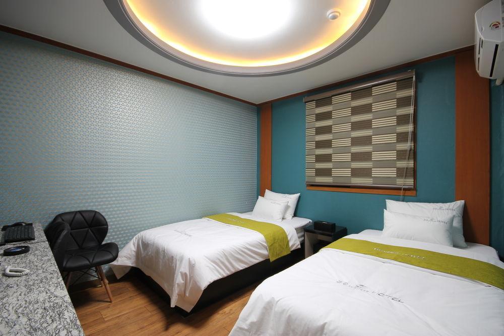 Business Hotel Busan Station Dış mekan fotoğraf