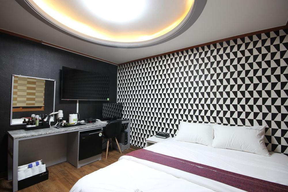 Business Hotel Busan Station Dış mekan fotoğraf