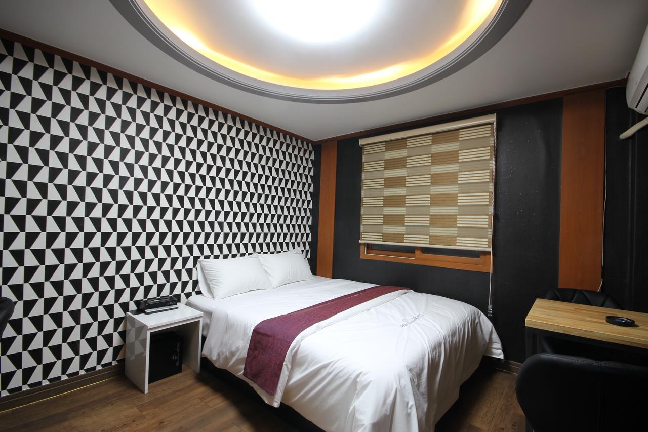 Business Hotel Busan Station Dış mekan fotoğraf