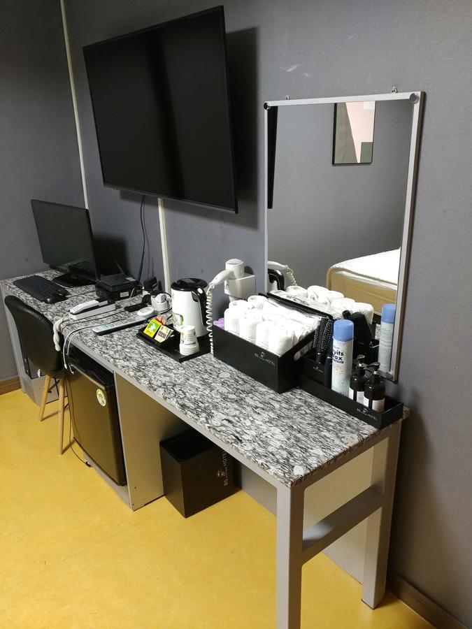 Business Hotel Busan Station Dış mekan fotoğraf