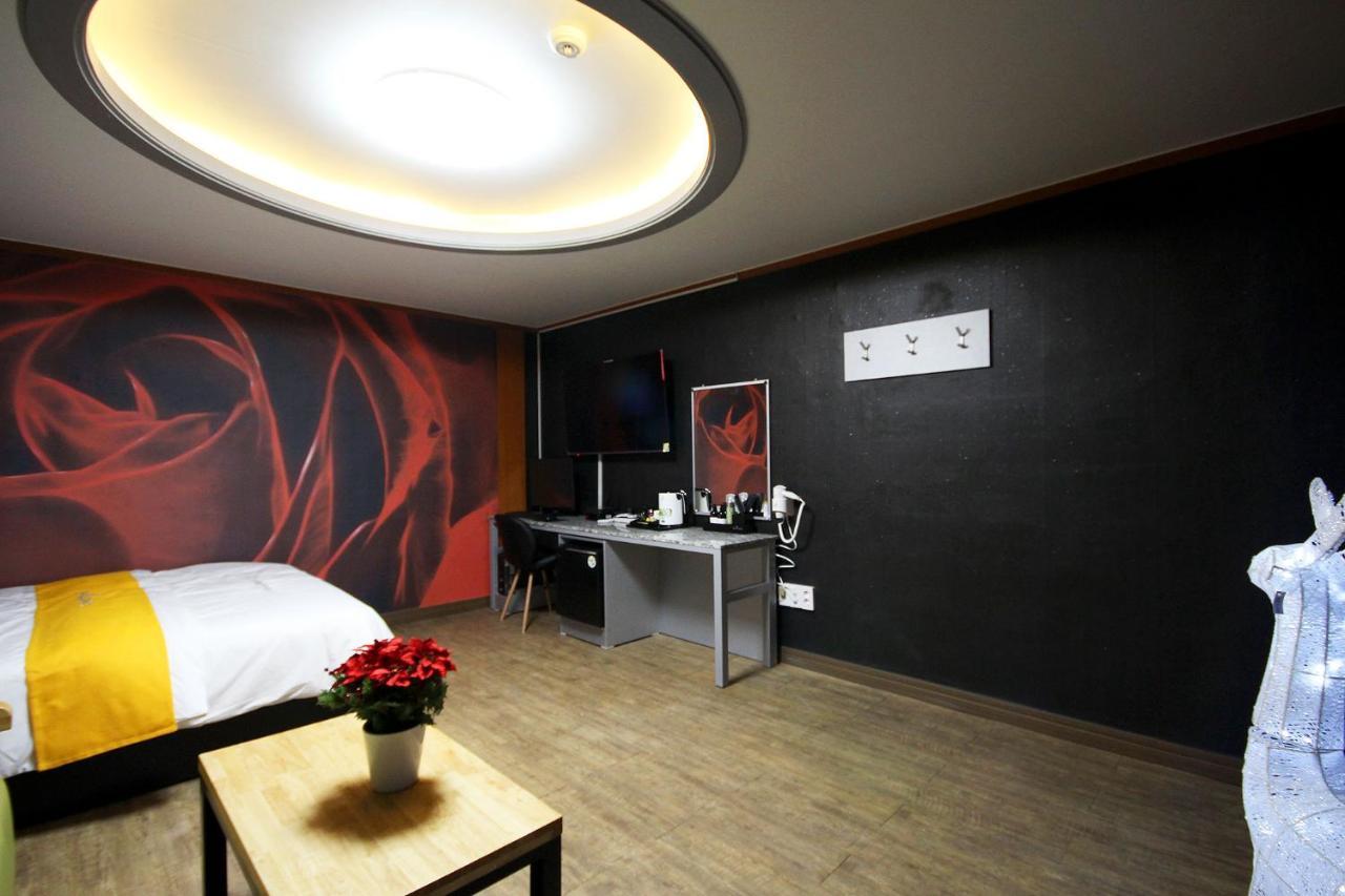Business Hotel Busan Station Dış mekan fotoğraf